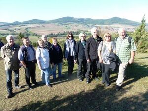 Die lustige Wandergruppe auf dem Dörnberg