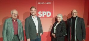 Florian Schneider mit Delegierten des OV Großenritte