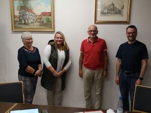 Nicole Mock (zweite von links) mit dem OV-Vorstand